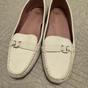 UGG Cream Leather Flats with Moccasin-Style Design